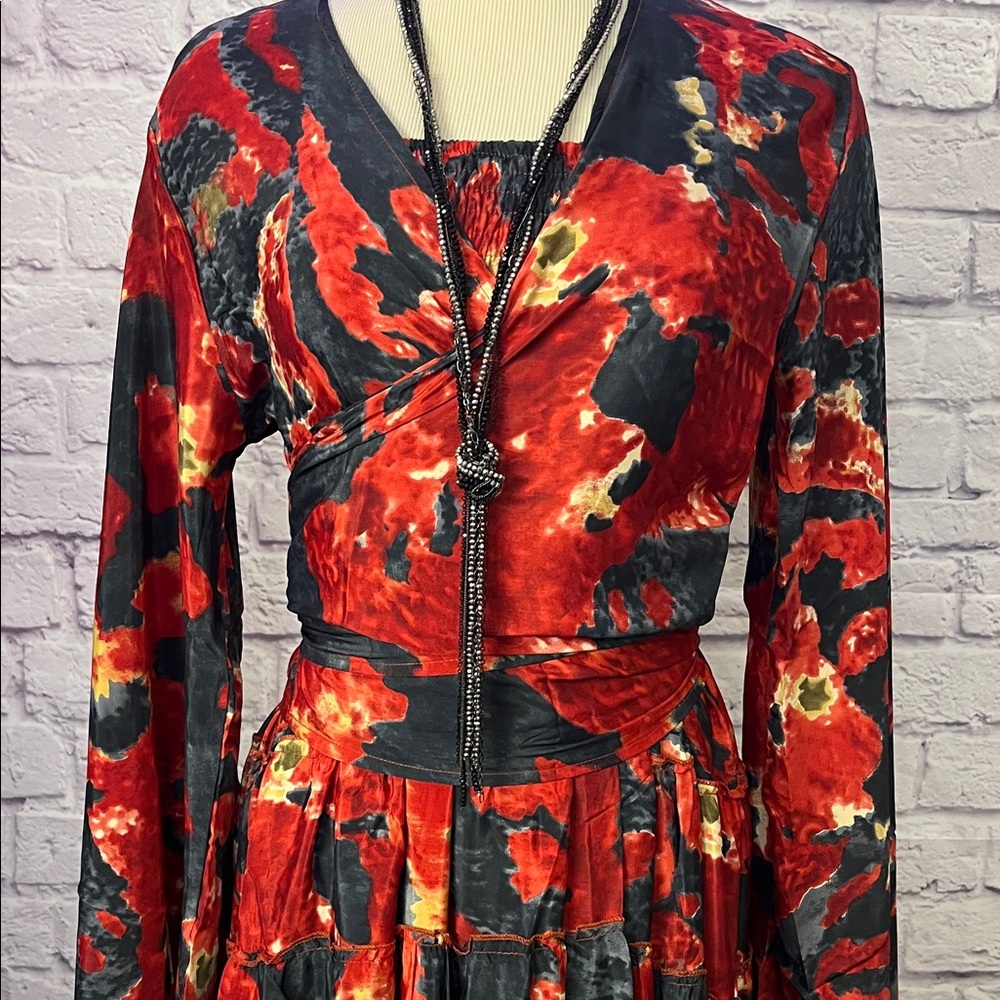 0887.  100% Silk Two Piece Kimono Top & Maxi Tiered Skirt - Picture 4 of 6